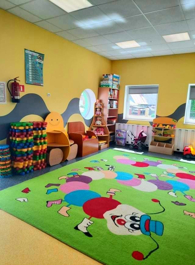 Odświeżone pomieszczenie Miejskiego Zespołu Placówek Opieki nad Dziećmi w Chorzelach.