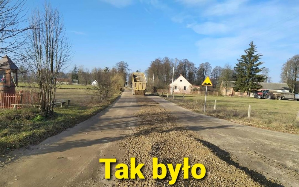 Zdjęcie drogi Raszujka - Olszewka przed remontem.